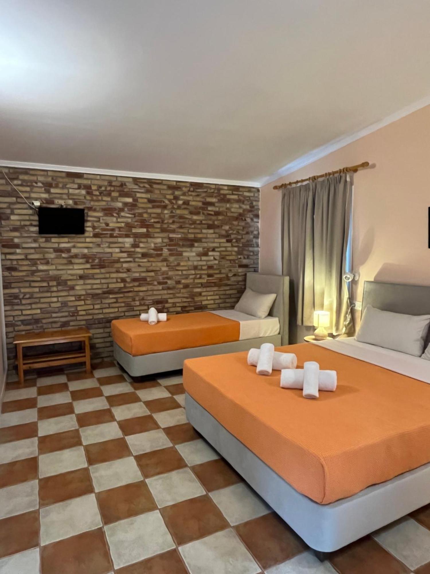 Aparthotel Artemis Vassilikos Vasilikí Esterno foto