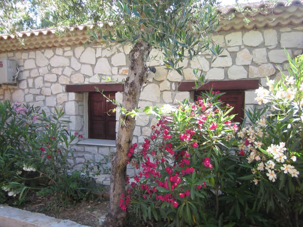 Aparthotel Artemis Vassilikos Vasilikí Esterno foto